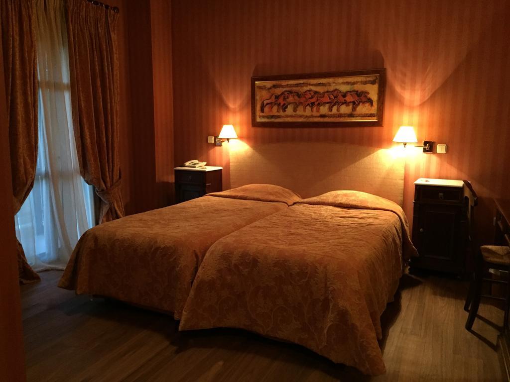 Rocabella Hellinikon Country Hotel Habitación foto
