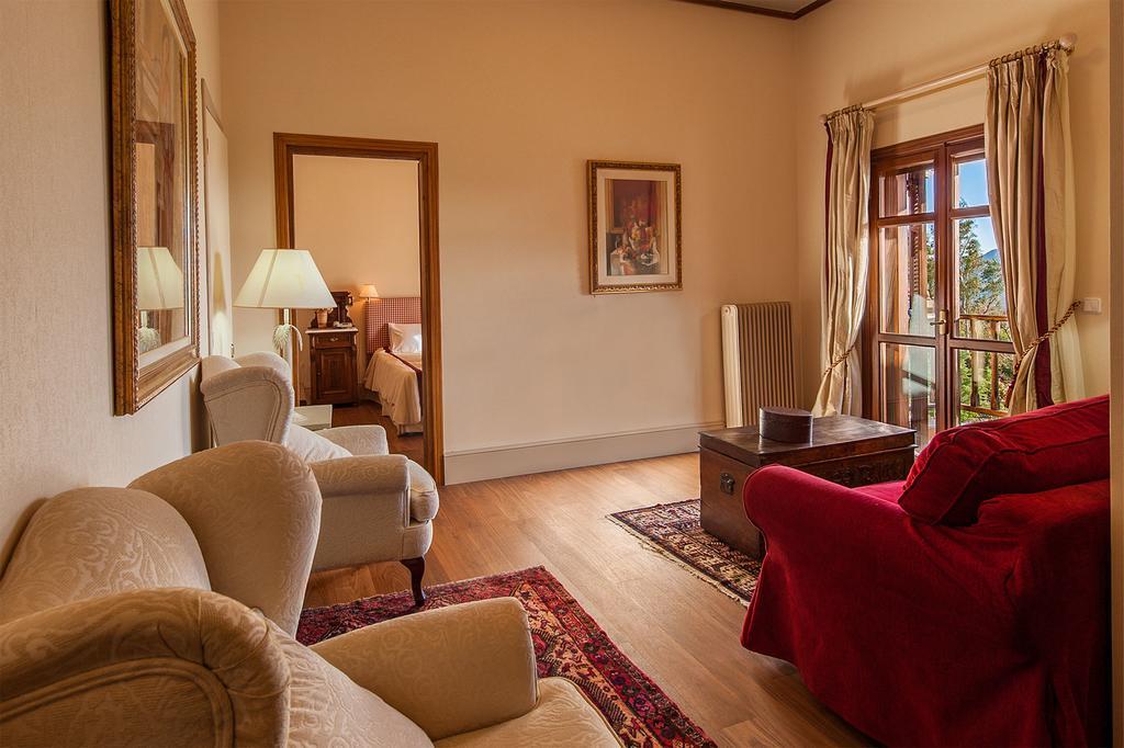 Rocabella Hellinikon Country Hotel Exterior foto